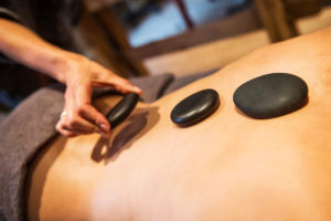Anwendung: Hot-Stone-Massage